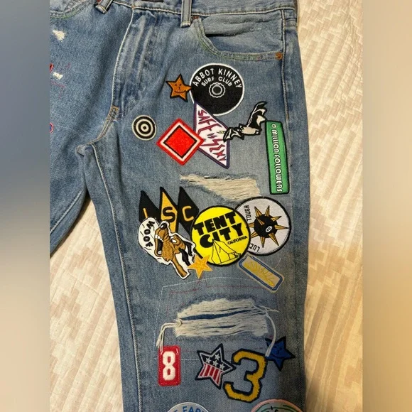 Levi’s pride jeans - Picture 5 of 6